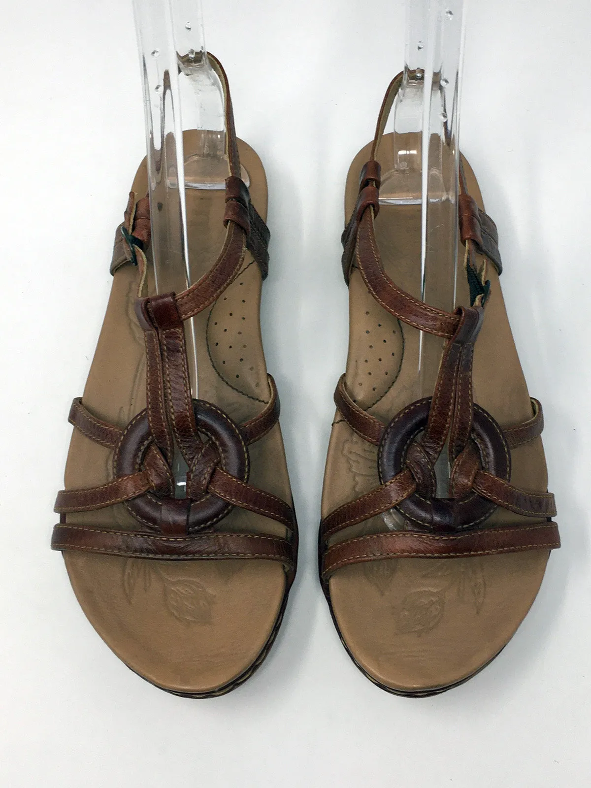 Born Size 9 Tan Criss-Cross Sandals NWOB