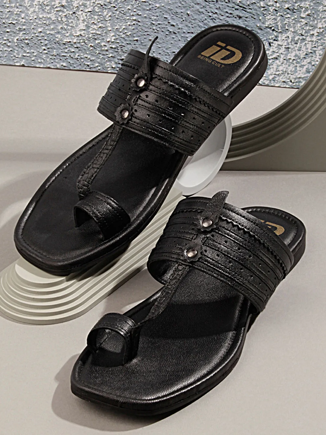 Men Black Sandal / Slipper (ID4231)