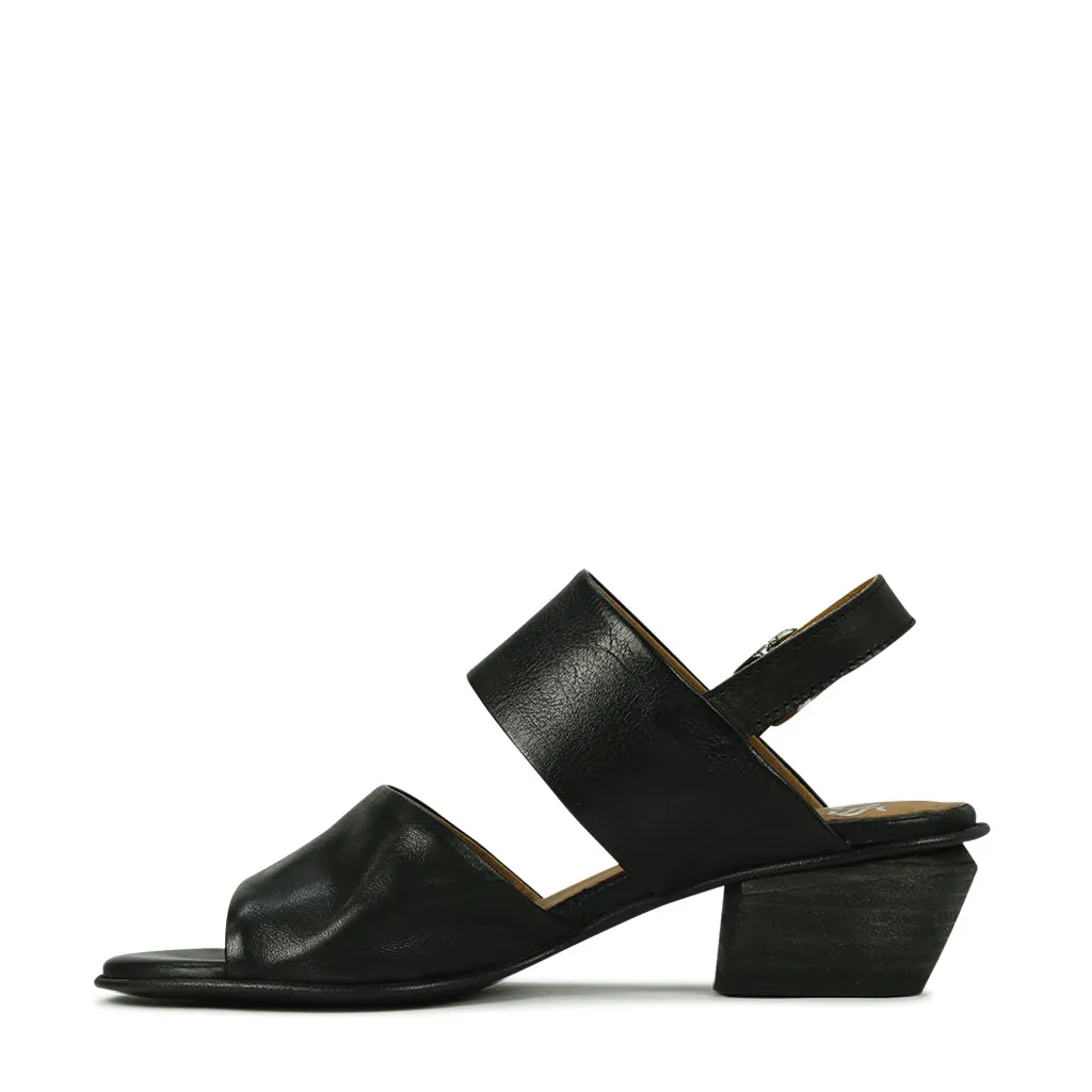 Paoli Leather Sandals